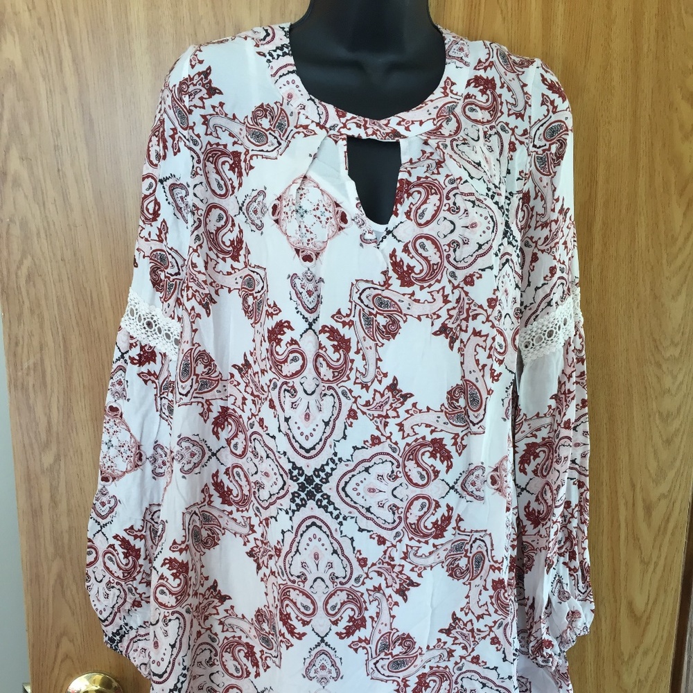 NWT Woman's Size Large Long Sleeve Blouse