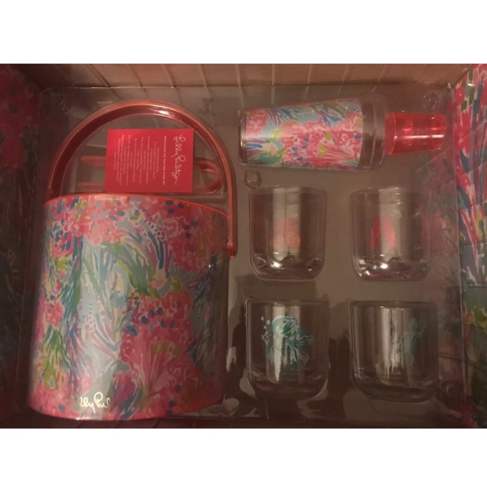 Lilly Pulitzer Drink Set- NEW
