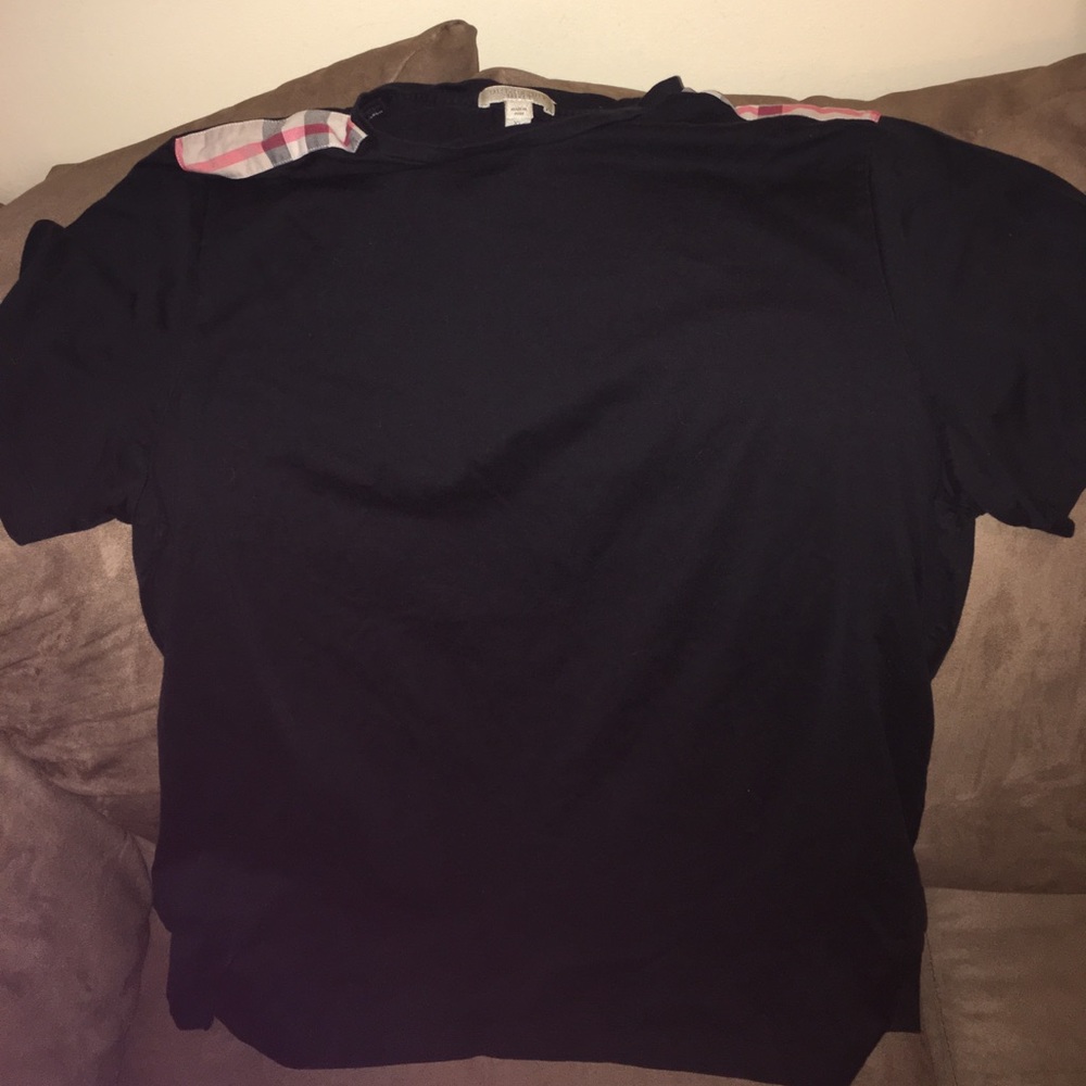 Burberry t shirt