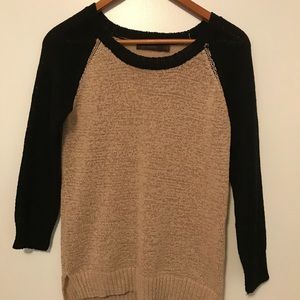 Black/tan sweater