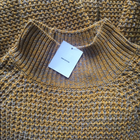 BDG Waffle Turtleneck (LAST ONE) - Picture 5 of 5
