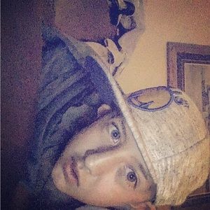 Meet your Posher, Shawn