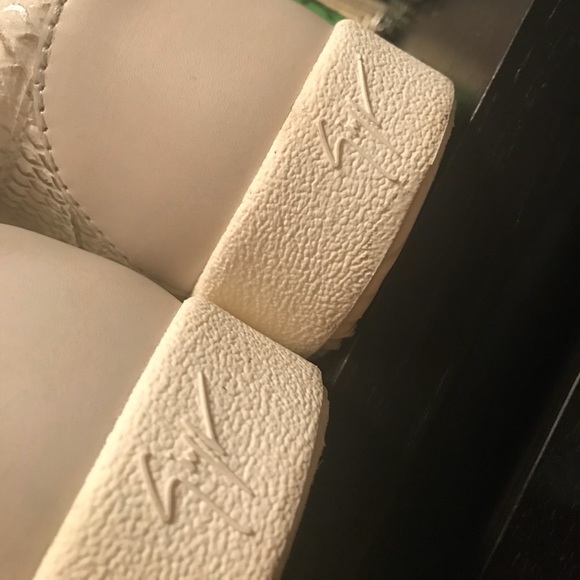 Giuseppe Zanotti Women Sneaker SZ 8 US - Picture 4 of 5