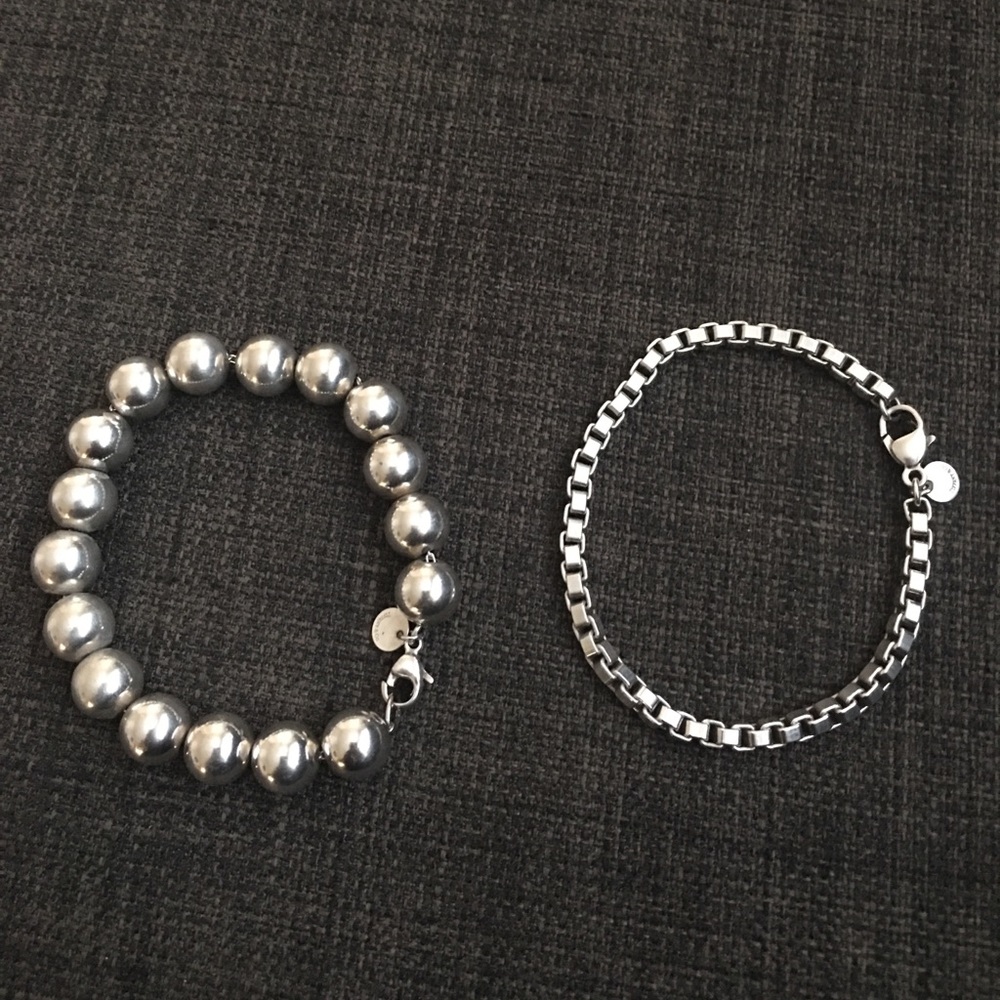 LOT OF 2 bracelets