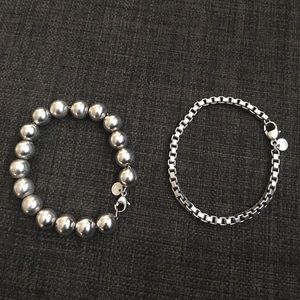 LOT OF 2 bracelets