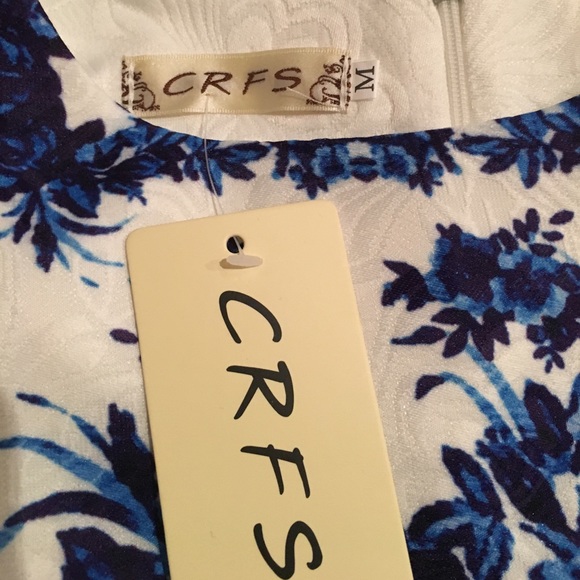 Dress - Picture 7 of 7