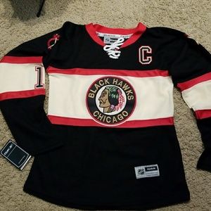 #19 Toews Blackhawks Jersey