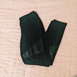 Leather patched leggings