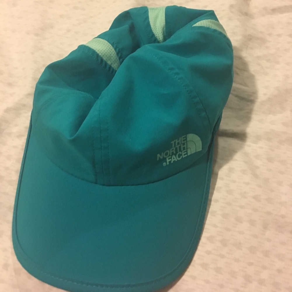 North Face running active hat cap teal