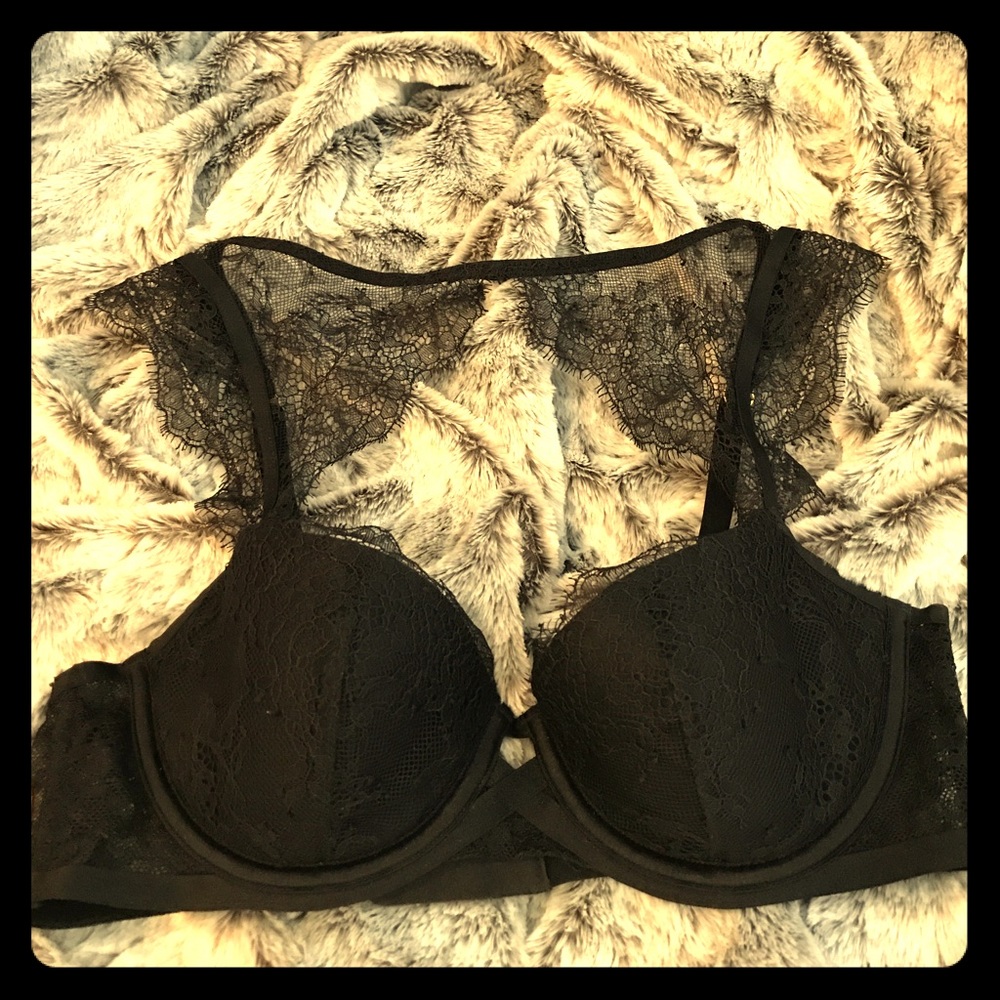 Victoria’s Secret Very Sexy Lined Bra