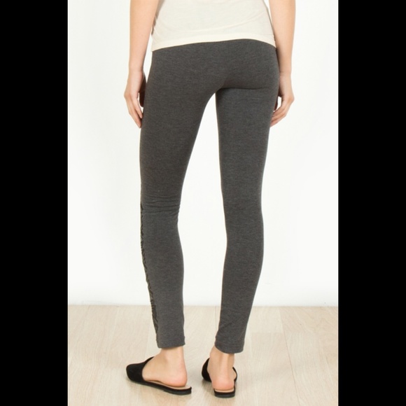 Embroidered aztec leggings - Picture 2 of 2