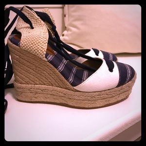 Coach sandals - like new