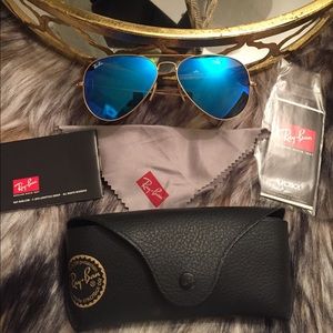 ** SOLD ** RAY BAN sunglasses