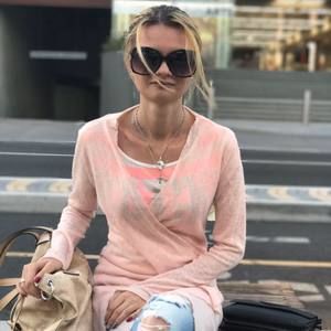 Meet your Posher, Irina