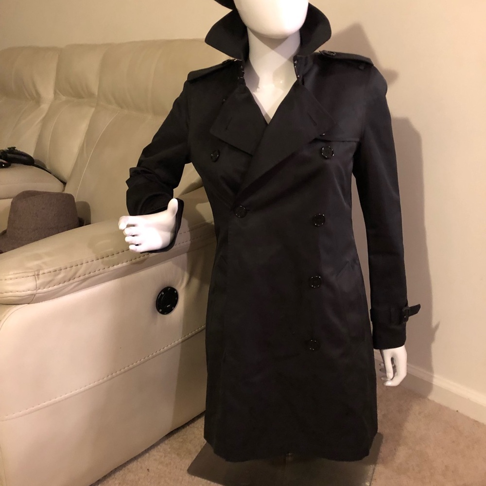Authentic Burberry short Trench, Novacheck collar