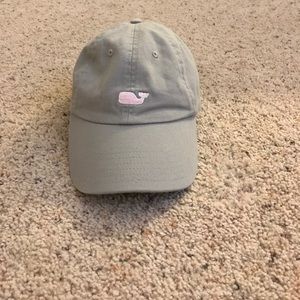 Vineyard vines hat
