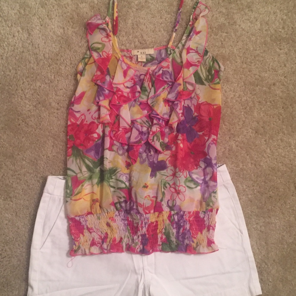 Floral ruffle tank top