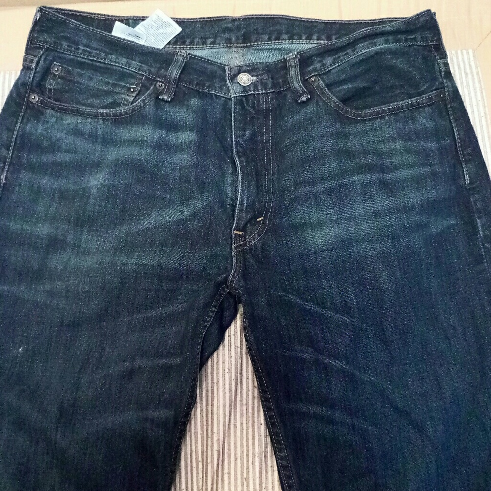 Levis jeans