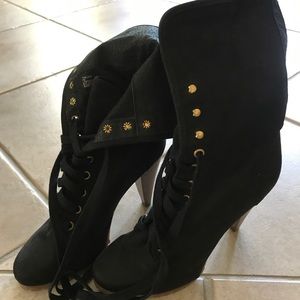 Steve Madden Lace-up Boots