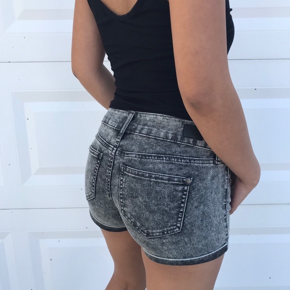 “CELEBRITY * PINK” SHORTS - Picture 2 of 3