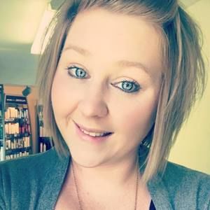 Meet your Posher, Jenn