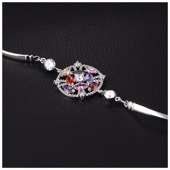 🎁 Swarovski Crystals The Nidia Colorful Bracelet - Picture 6 of 6