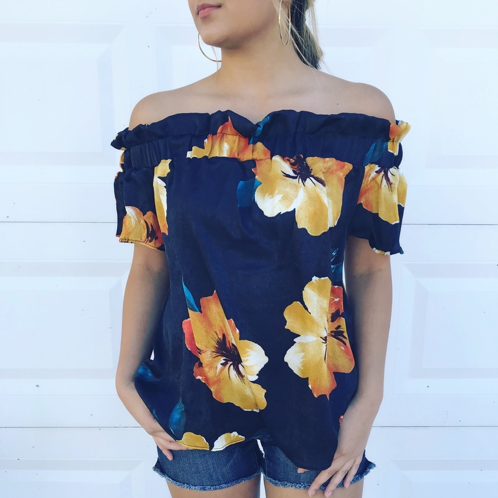 Of the shoulder top