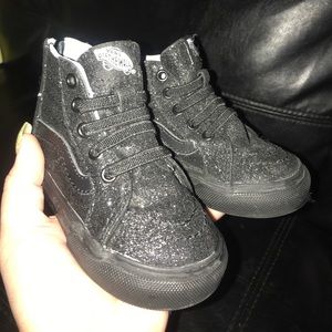 Toddler’s Glittery Sk8 Hi Vans