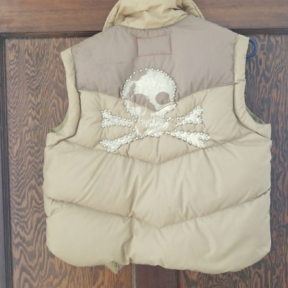 Down filled vest with Skull& Crossbones
