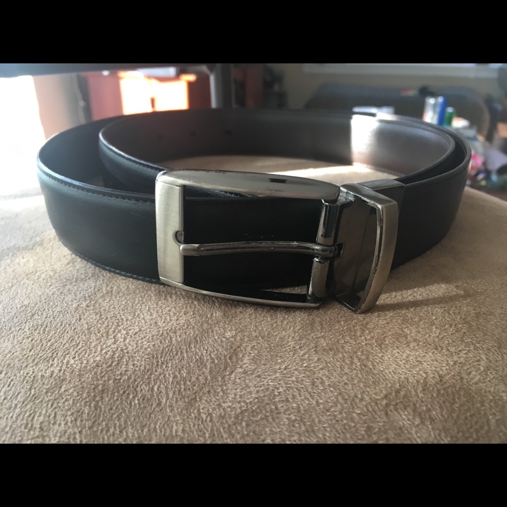 Perry Ellis leather belt