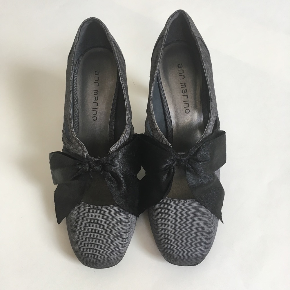 Ann Marino Vintage Inspired Heel