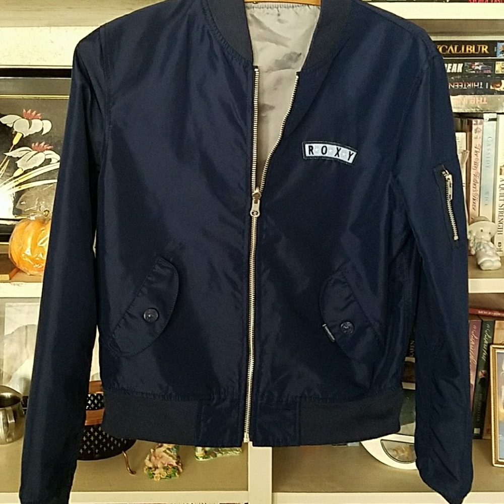 Super cute bomber jacket