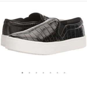 NEW Sam Edelman  Slip On Show Blk/Wht 7