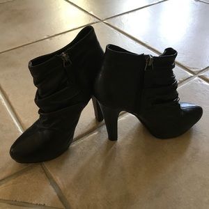 Cynthia Rowley Black Leather Booties