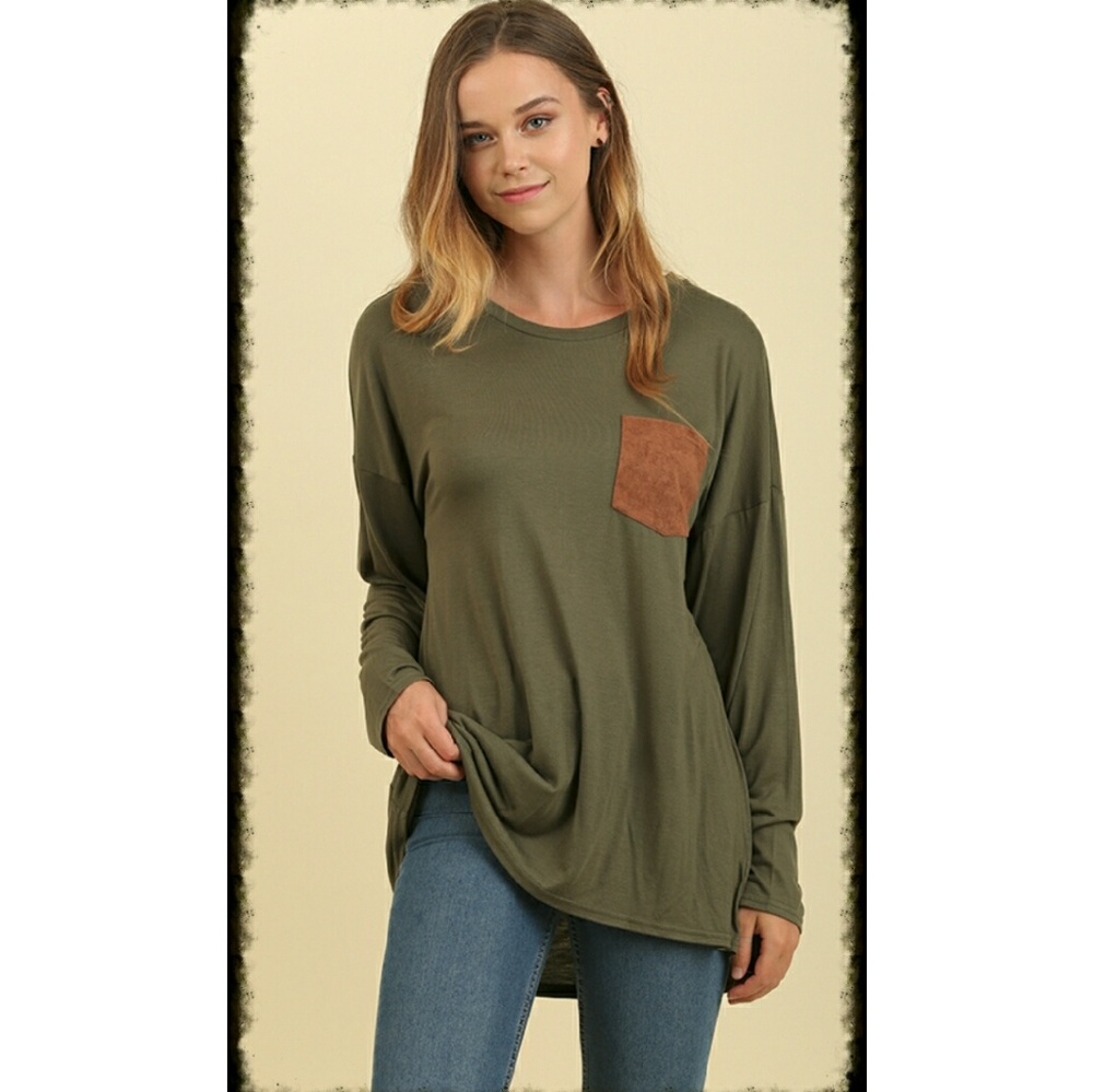 ⏳⏳⏳LAST ONE!!!NWT Round Neck LS Top w/Suede Pocket - Picture 2 of 6