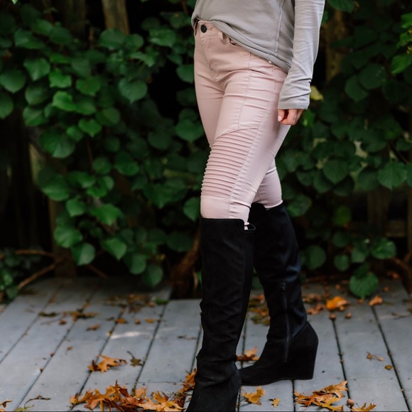 SoldOut11thStreet - Picture 6 of 6