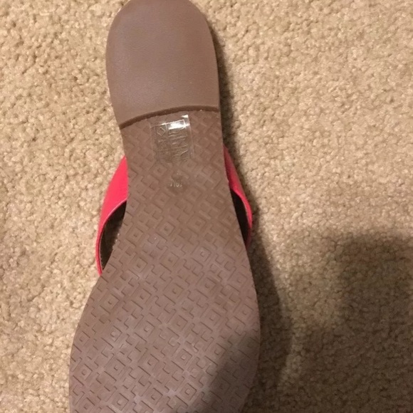 Tory burch brand new inbox flip flops size 10 auth - Picture 3 of 4