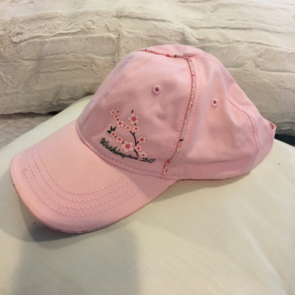 Hat - Picture 2 of 6