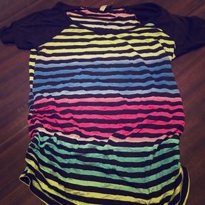 Short sleeve maternity shirt