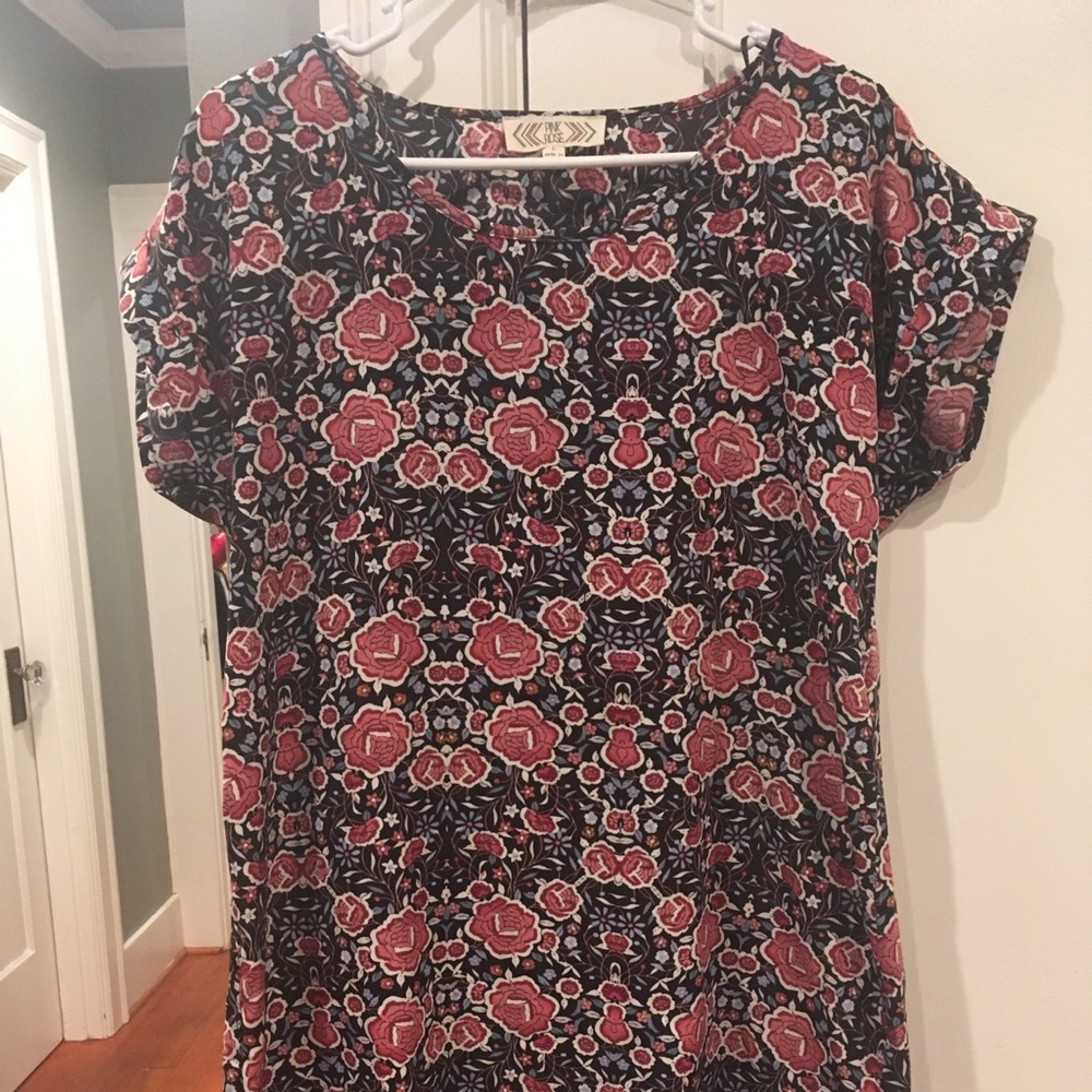 Super cute floral dress