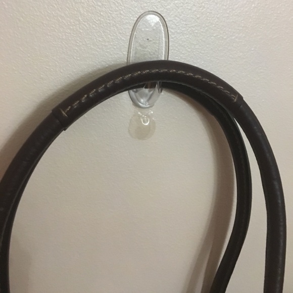 Basically New Vintage Coach Bag - Picture 3 of 8