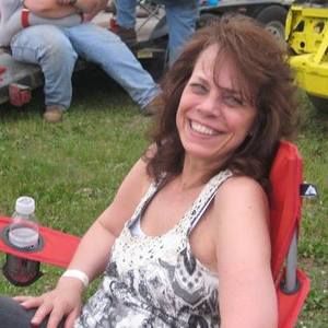 Meet your Posher, Connie