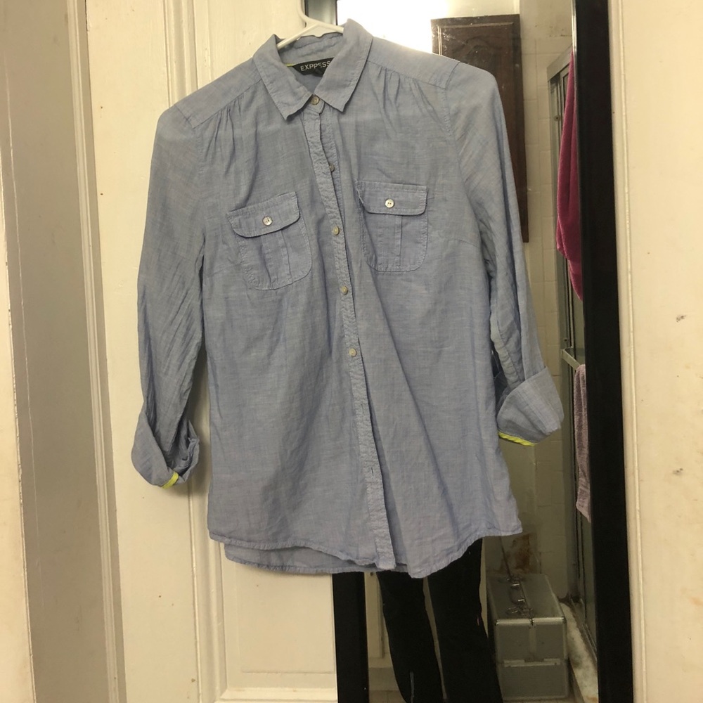 Express light chambray button up top