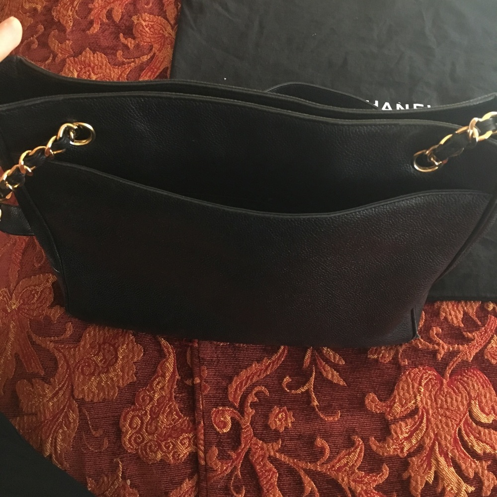 Authentic Chanel - Picture 8 of 8