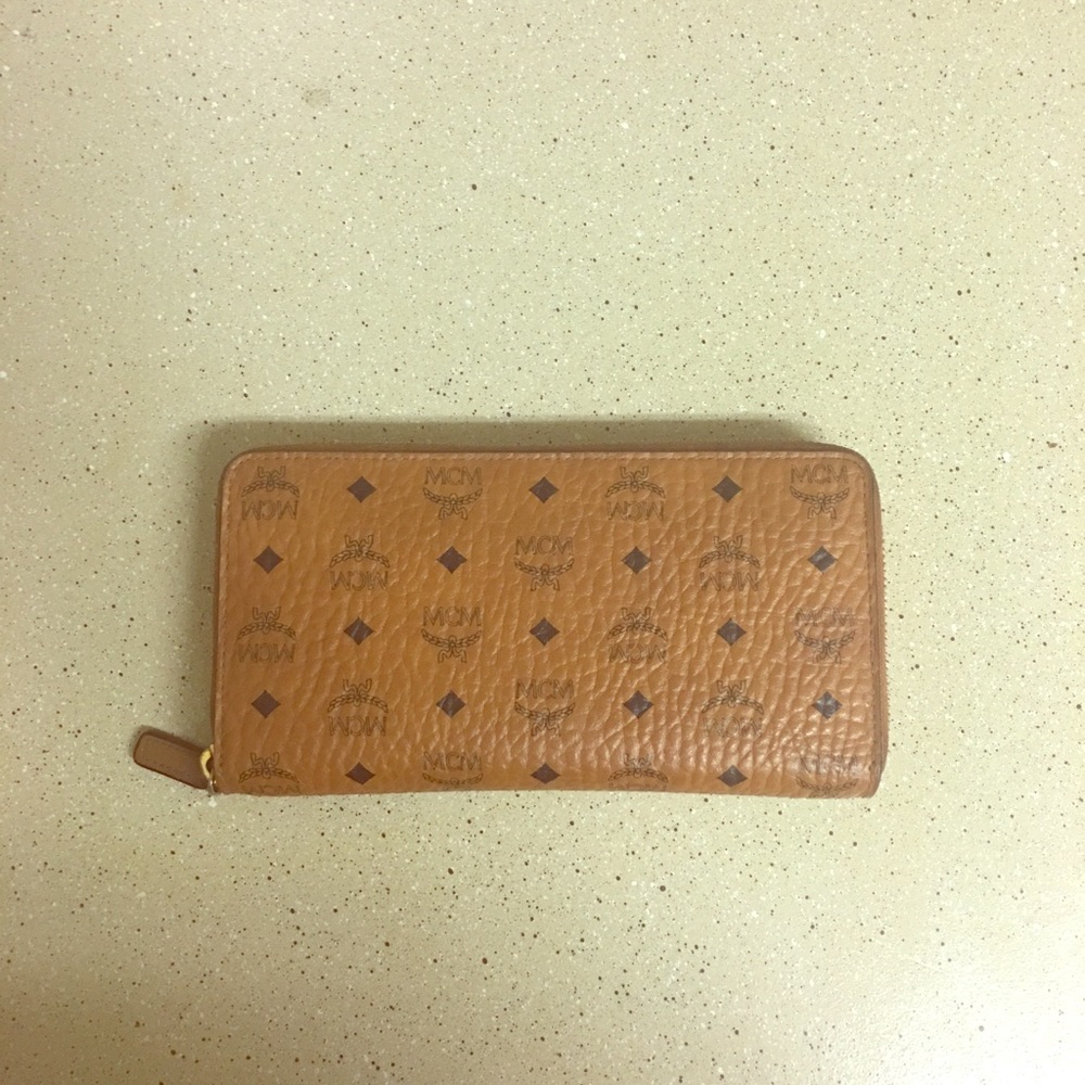 MCM wallet