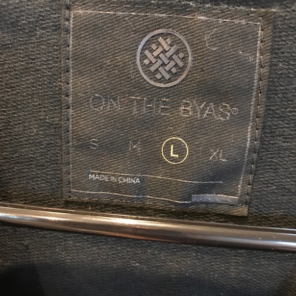 On The Byas men’s black crew neck sweater - Picture 3 of 4