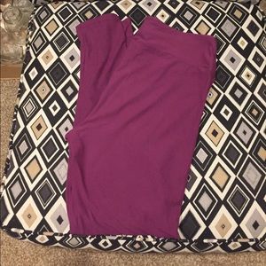 Lularoe TC Purple solid leggings