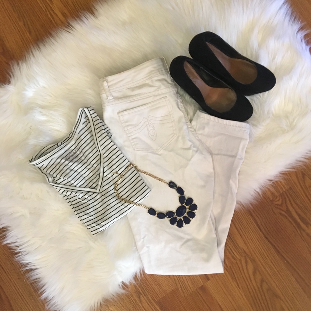 White straight jeans