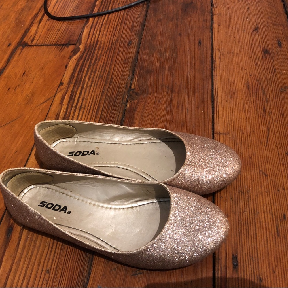 Soda gold glitter flats