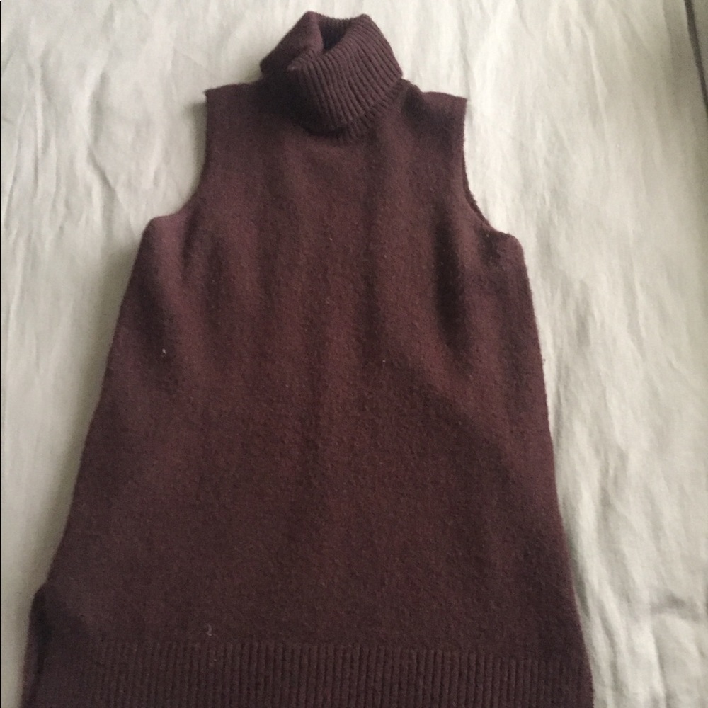 Turtleneck sleeves tunic sweater